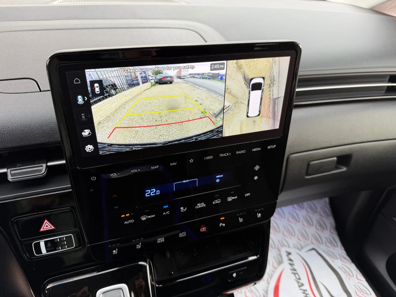 Hyundai Staria PREMIUM* 4x4* 31500km* , снимка 15 - Автомобили и джипове - 54147392