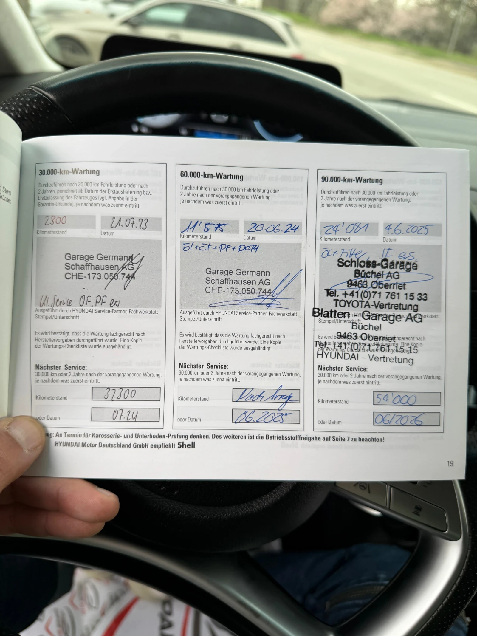 Hyundai Staria PREMIUM* 4x4* 31500km* , снимка 17 - Автомобили и джипове - 54147392