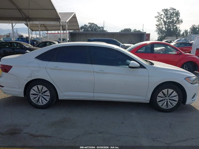 VW Jetta 1.4l Volkswagen 1.4T R-Line Se* ����� �� ���*  | Mobile.bg � ����������� 13