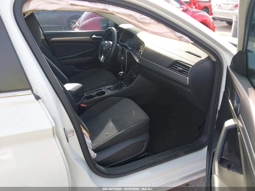 VW Jetta 1.4l Volkswagen 1.4T R-Line Se* ����� �� ���*  | Mobile.bg � ����������� 5