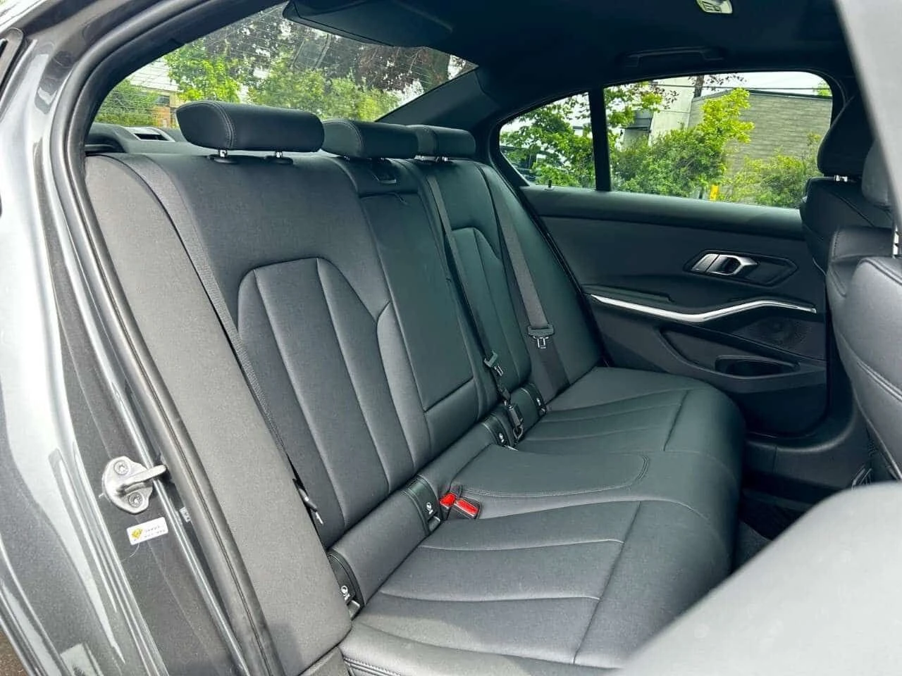 BMW 330 * 330i xDrive Sedan  * CARFAX * ����  | Mobile.bg � ����������� 17