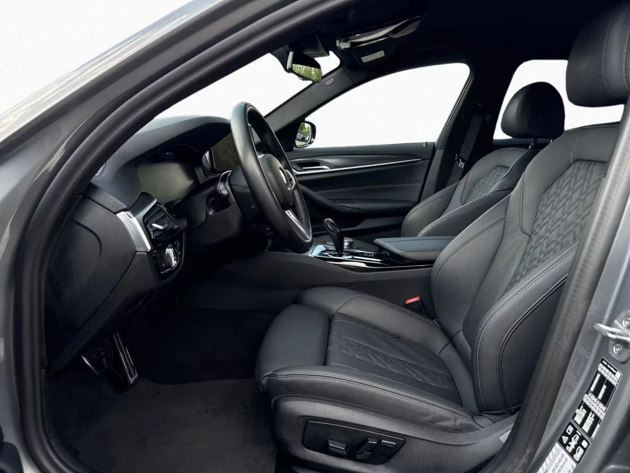 BMW 540 xDRIVE/340HP/M SPORT/CAM/HUD/MEMO/744z, снимка 11 - Автомобили и джипове - 55661068