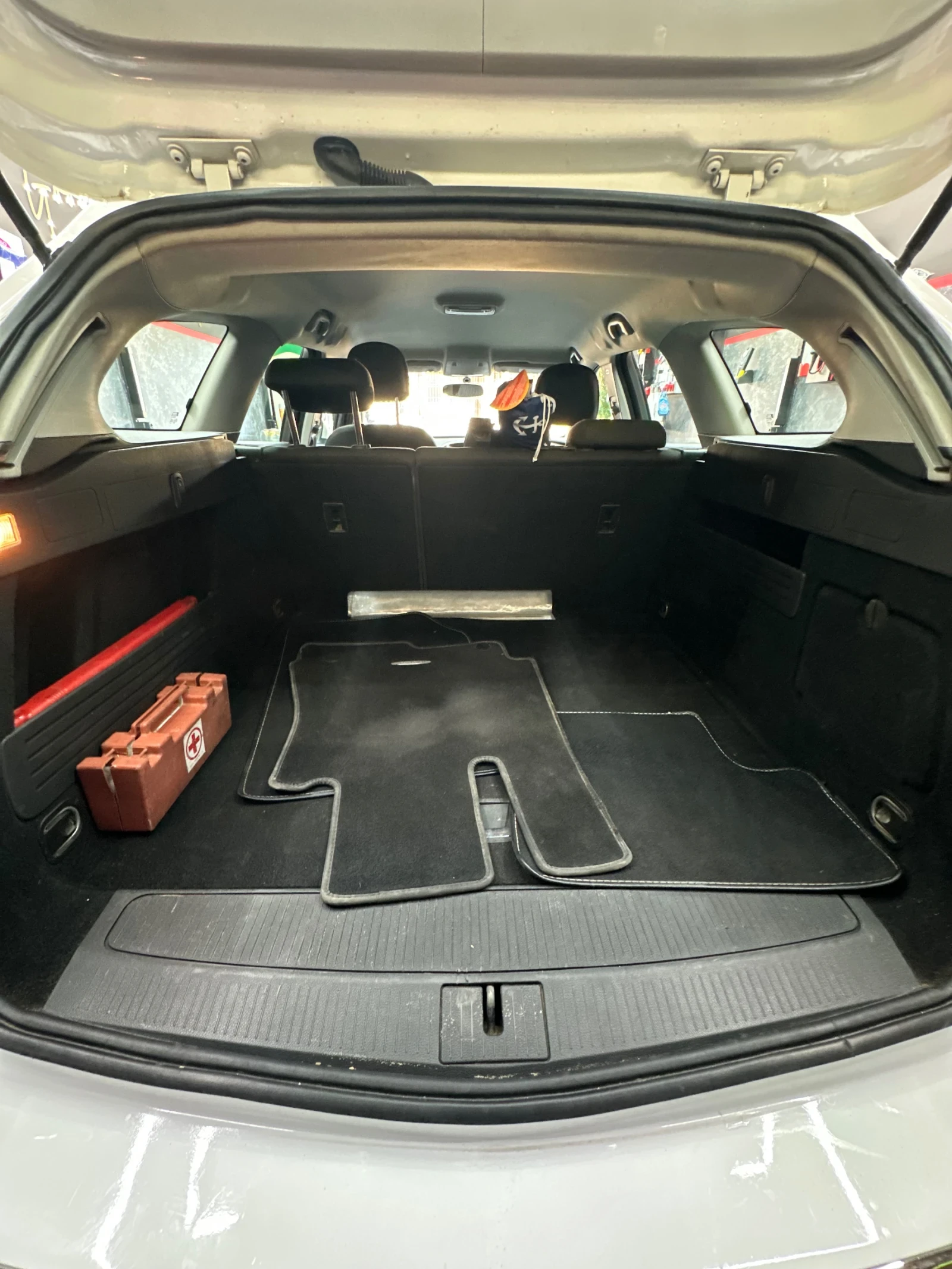 Opel Astra 1.4 Turbo LPG, снимка 15 - Автомобили и джипове - 55978345