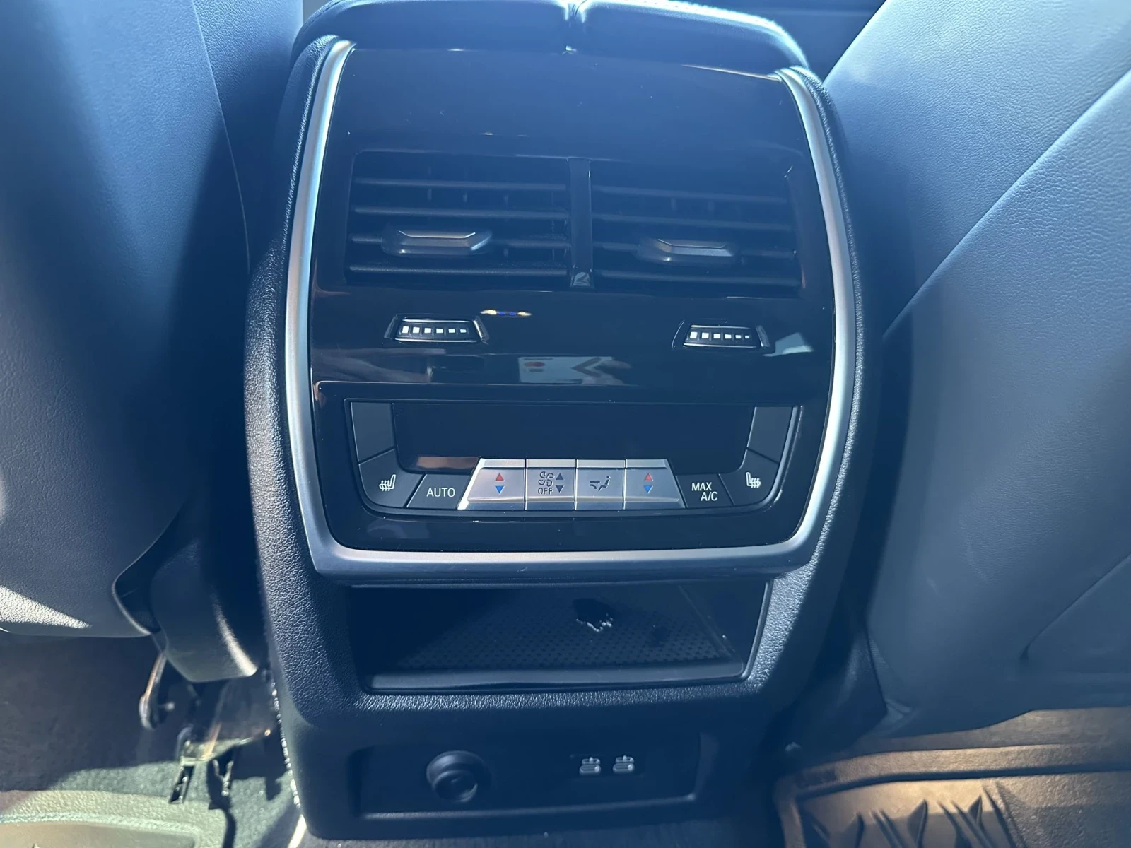 BMW XM XIIIM 4.4i Plug in-hybrid | Mobile.bg � ����������� 11