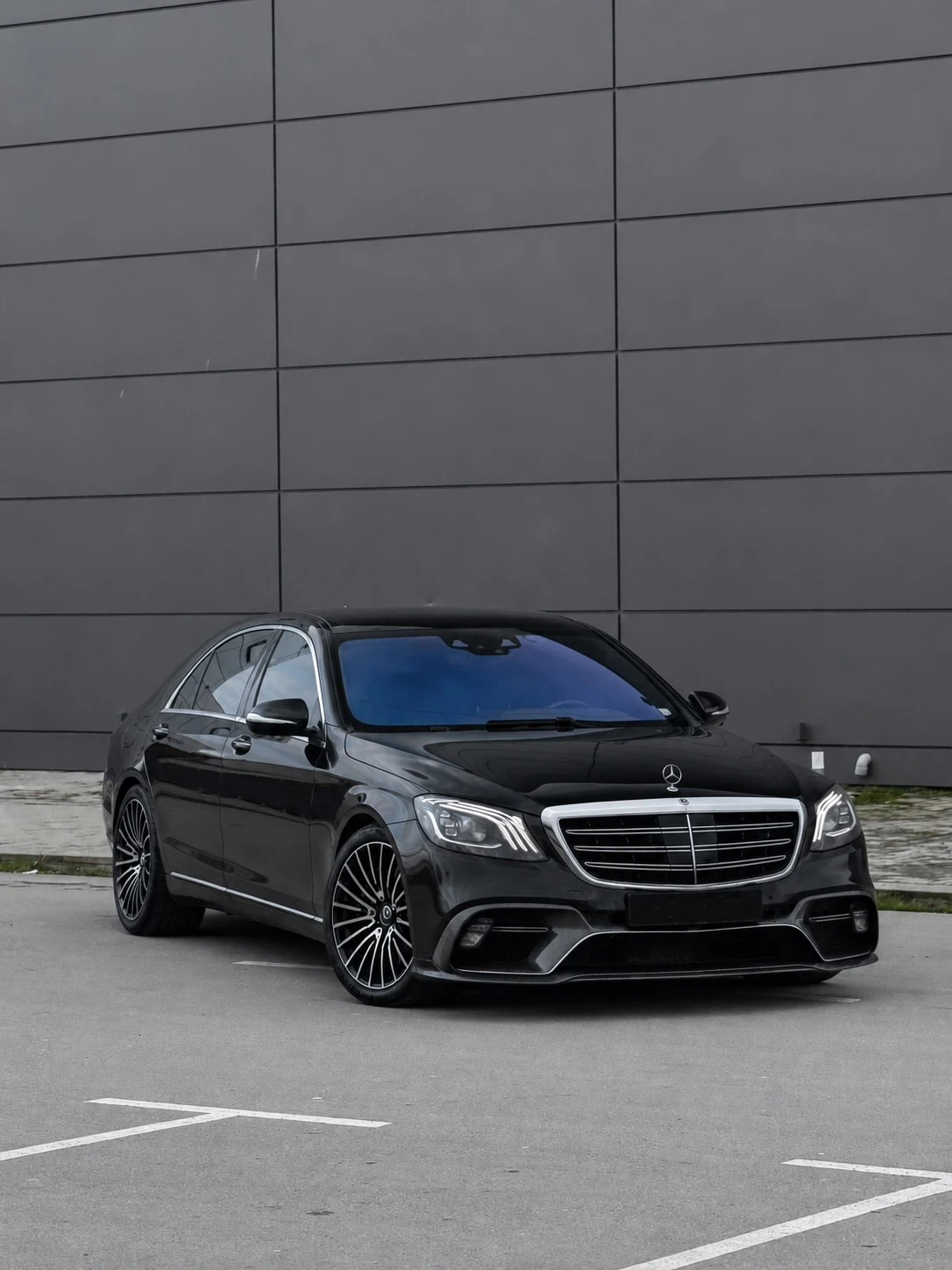 Mercedes-Benz S 560 LONG/S63/PANO/3xTV
