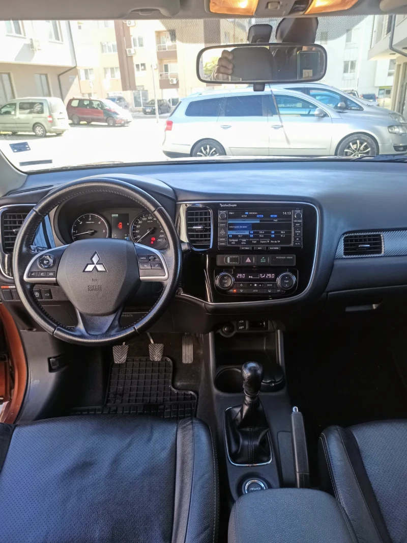 Mitsubishi Outlander 2.2 DID INTENSE/ ГЕРМАНИЯ 4Х4, снимка 10 - Автомобили и джипове - 49258053