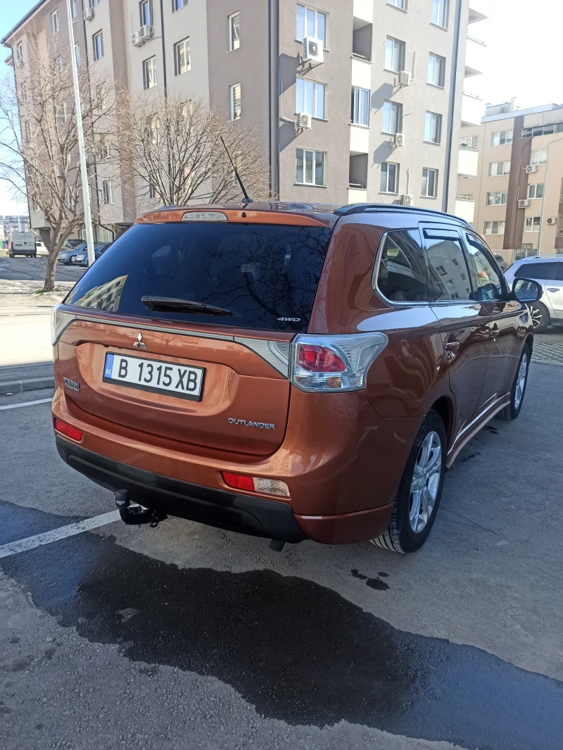 Mitsubishi Outlander 2.2 DID INTENSE/ ГЕРМАНИЯ 4Х4, снимка 8 - Автомобили и джипове - 49258053