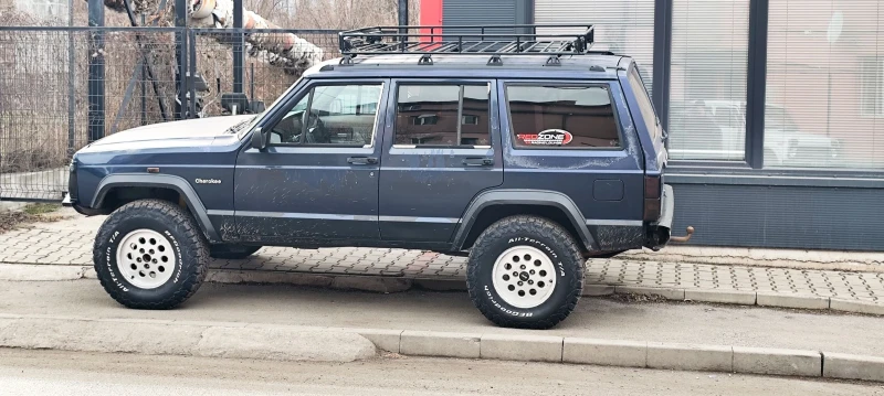 Jeep Cherokee, снимка 6 - Автомобили и джипове - 52510393