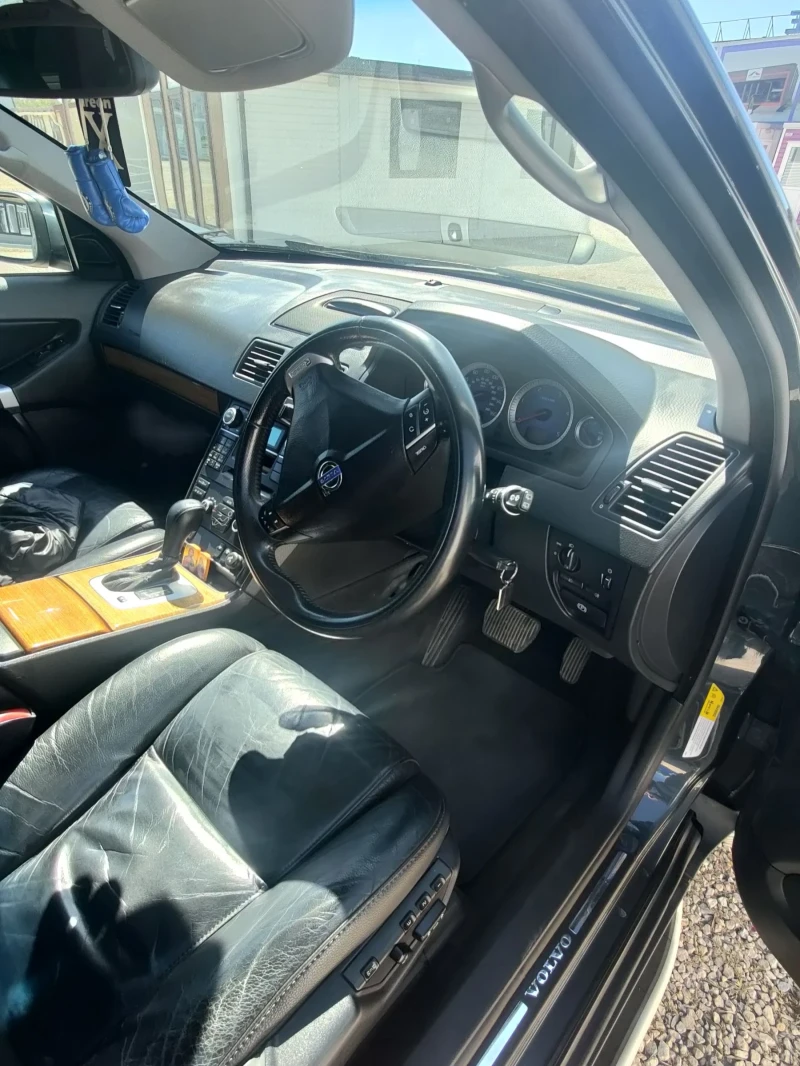 Volvo Xc90 2.4 d5, снимка 3 - Автомобили и джипове - 51697396