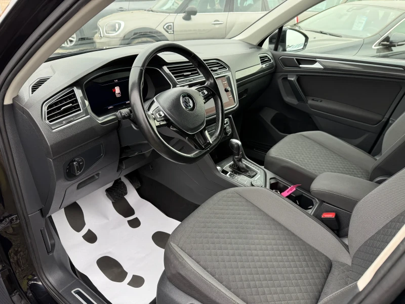 VW Tiguan 1.4i CH 4x4 AUTOMAT NAVI, снимка 10 - Автомобили и джипове - 52855706