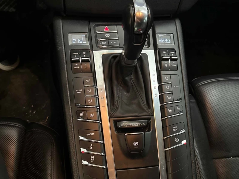 Porsche Macan * S * CARFAX * БЕЗ ПЪРВОНАЧАЛНА ВНОСКА, снимка 10 - Автомобили и джипове - 52969839