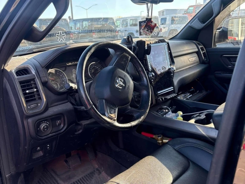 Dodge RAM 1500 * Sport * CARFAX * БЕЗ ПЪРВОНАЧАЛНА ВНОСКА, снимка 5 - Автомобили и джипове - 53048165