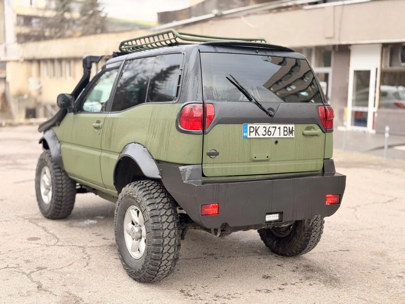 Nissan Terrano 2.7 125к.с., снимка 4 - Автомобили и джипове - 53518630