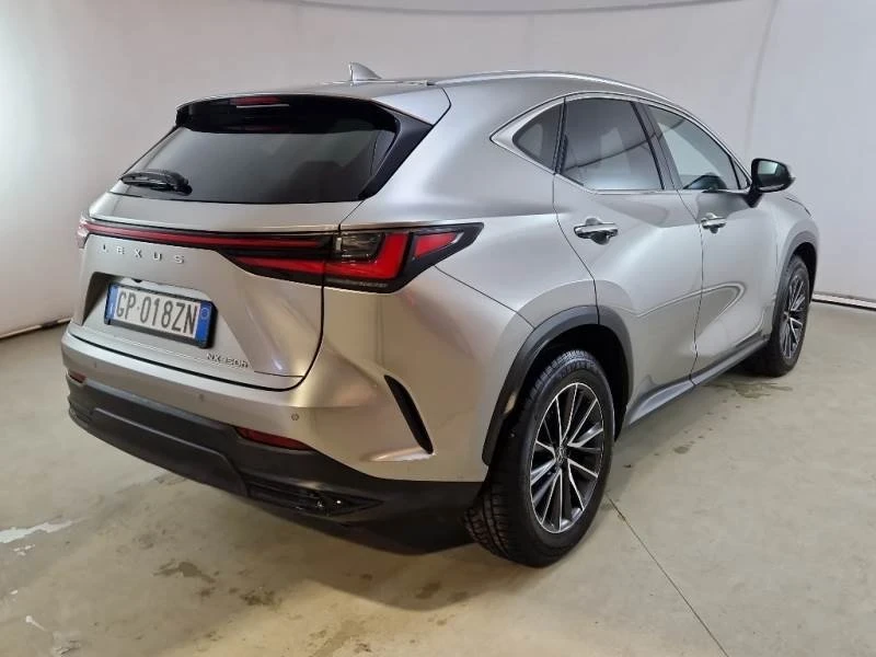 Lexus NX 350h AWD Hybrid , снимка 2 - Автомобили и джипове - 49393496