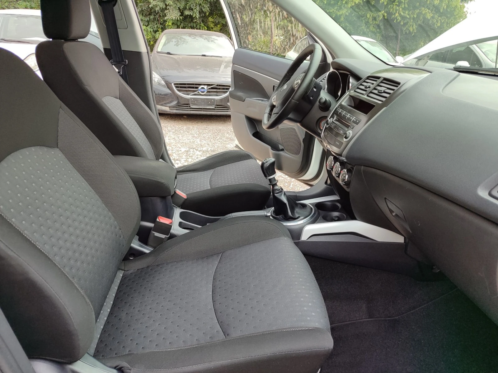 Mitsubishi ASX 1.8 DI-D | Mobile.bg — изображение 12