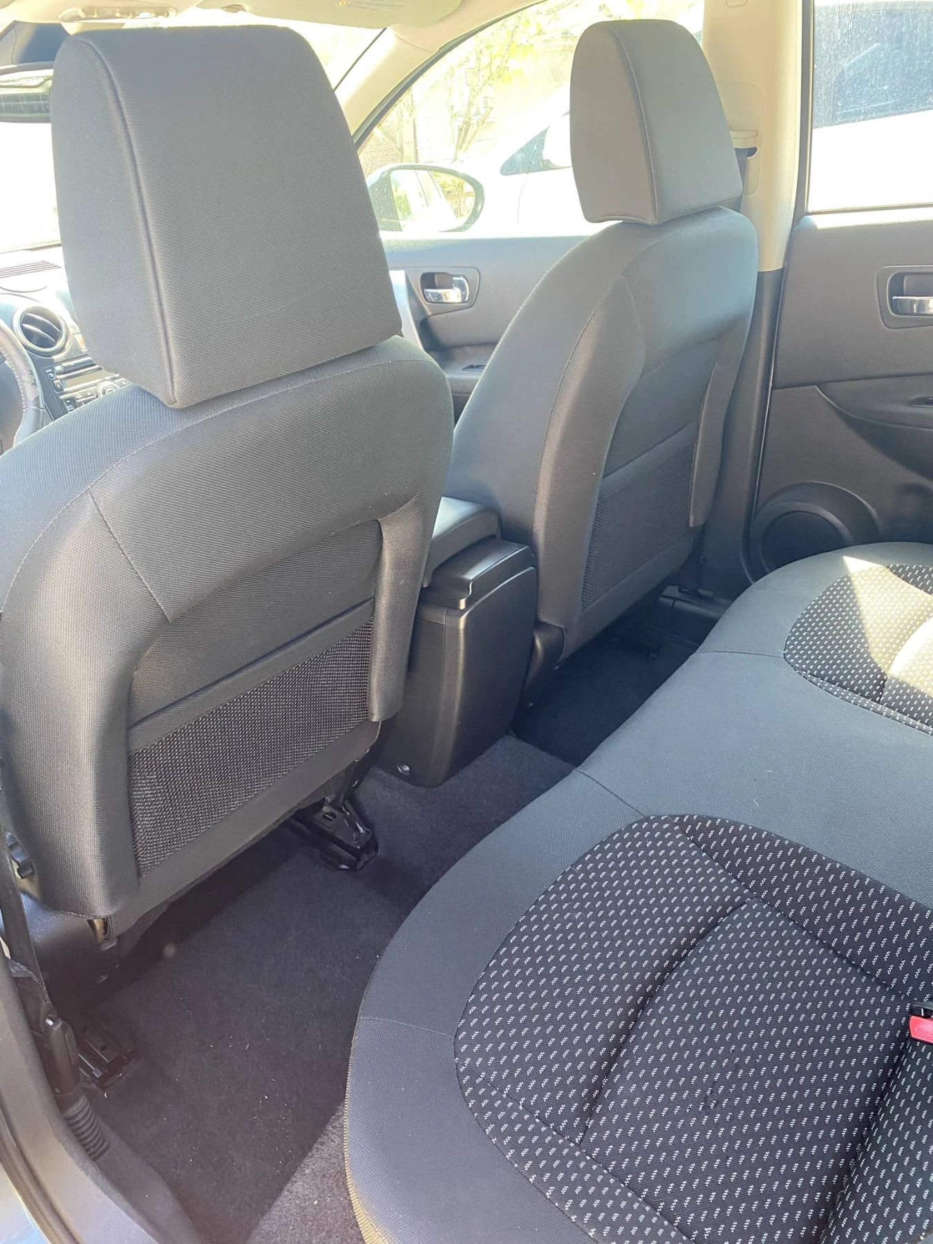 Nissan Qashqai 1.6 i * Panorama* СПЕШНО - изображение 9