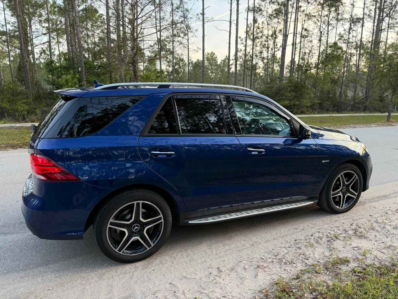Mercedes-Benz GLE 43 AMG CARFAX* АВТОФИНАНСИРАНЕ* БЕЗ ПЪРВОНАЧАЛНА ВНОСКА*  - изображение 3