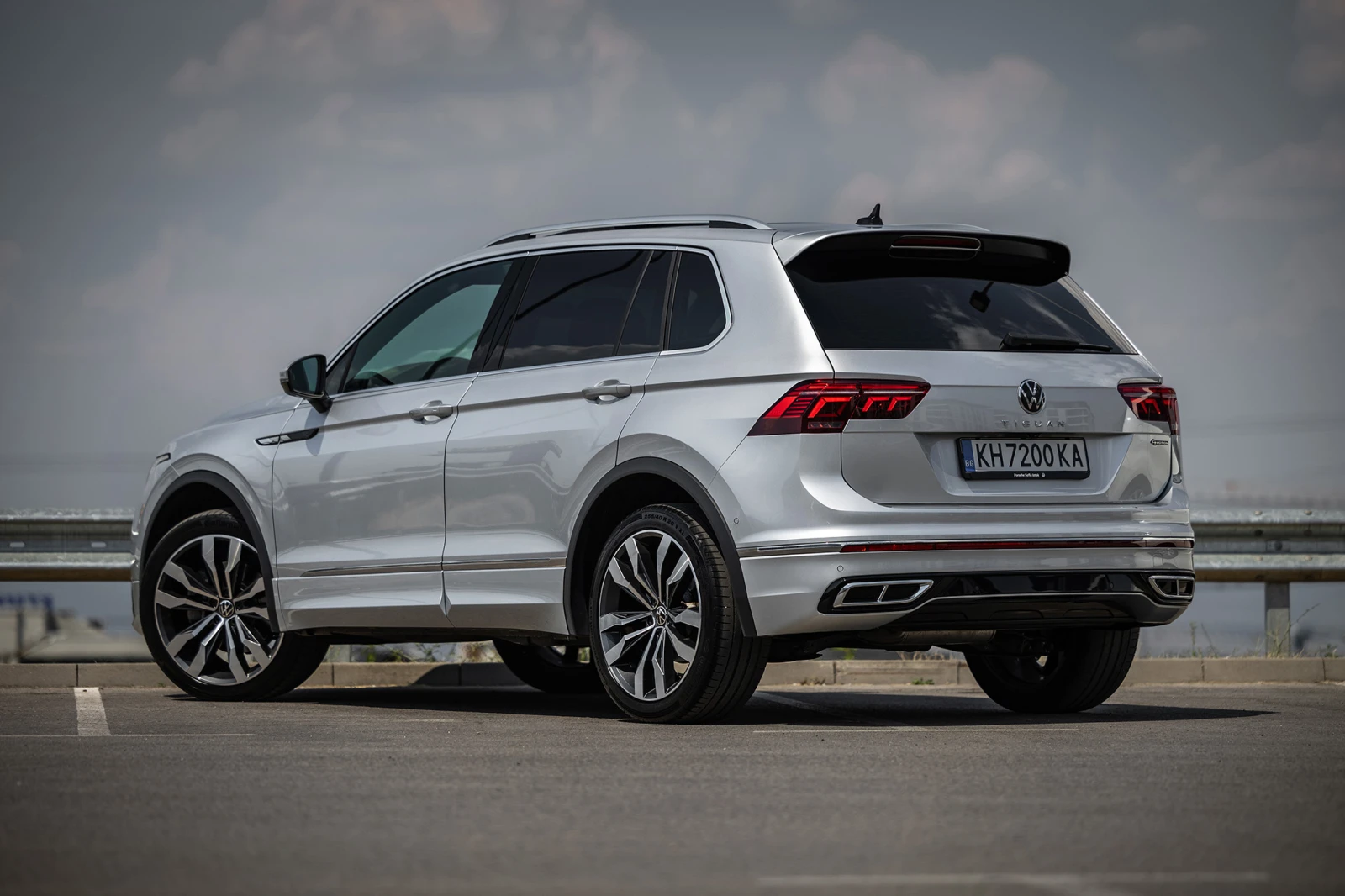 VW Tiguan R Line N1 - изображение 5