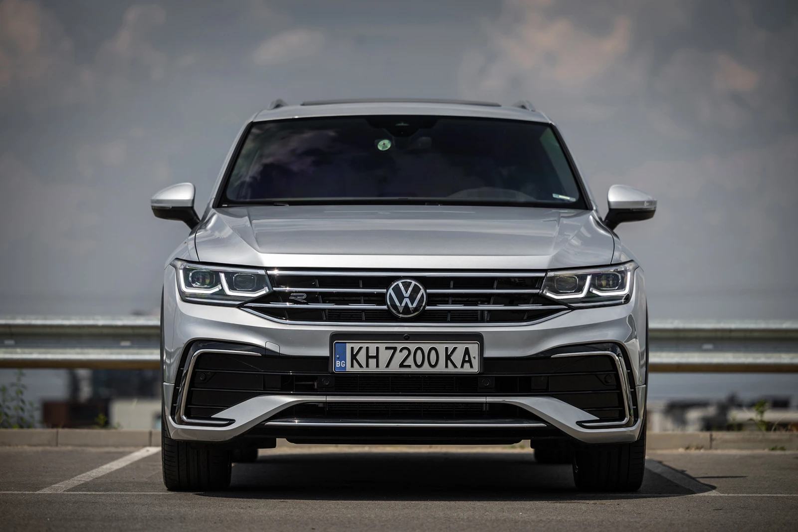 VW Tiguan R Line N1 - изображение 2
