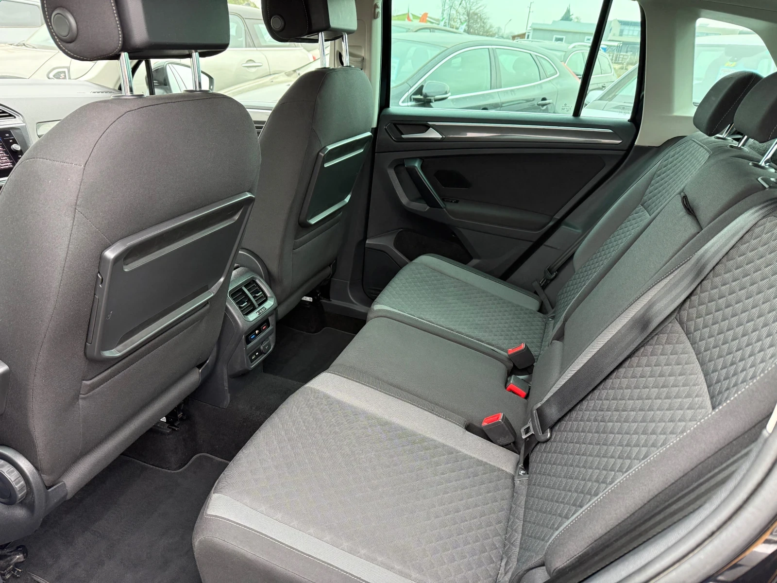 VW Tiguan 1.4i CH 4x4 AUTOMAT NAVI | Mobile.bg � ����������� 13