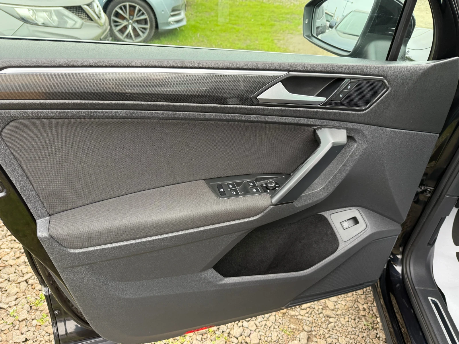 VW Tiguan 1.4i CH 4x4 AUTOMAT NAVI | Mobile.bg � ����������� 11