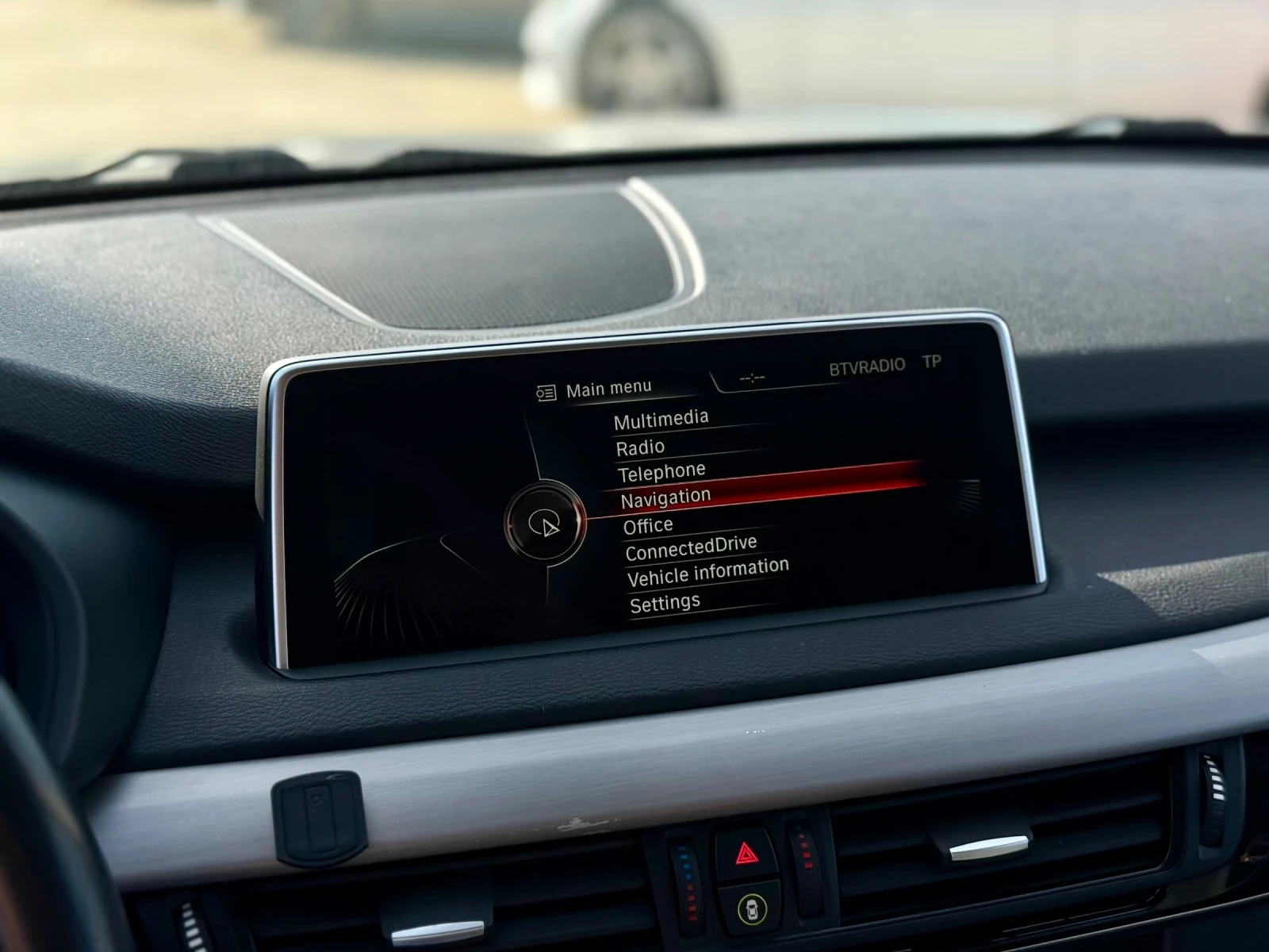 BMW X5 SPORT / ПОДГРЕВ / ОБДУХВАНЕ / КАМЕРА / HEAD UP , снимка 17 - Автомобили и джипове - 53904150