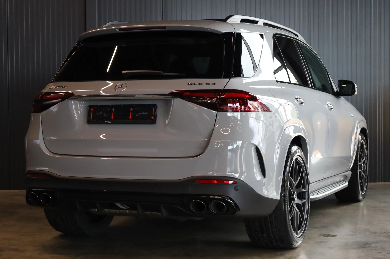 Mercedes-Benz GLE 53 4MATIC NEW* FACELIFT* 4 MATIC+ * AMG* PANO* 360* , снимка 8 - Автомобили и джипове - 54478404