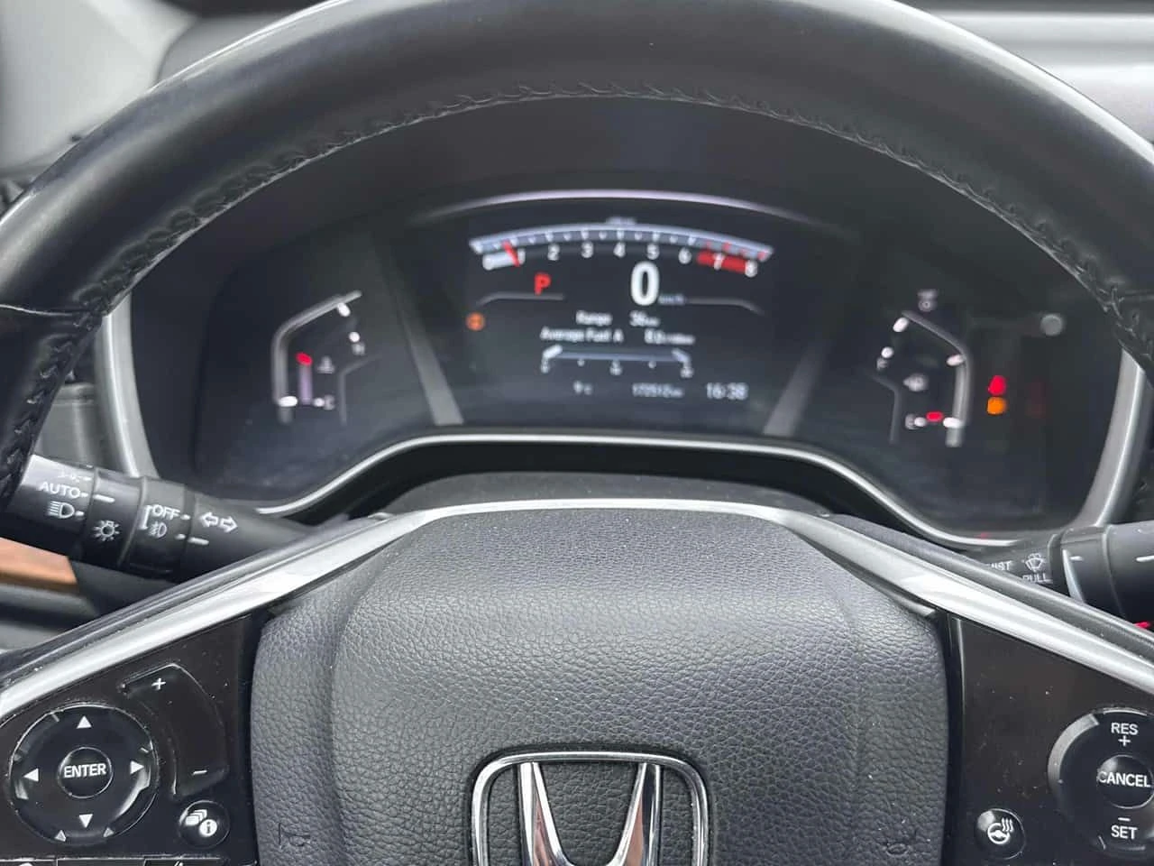 Honda Cr-v | Touring | CARFAX | DISTRONIC | ДВА КЛЮЧА | , снимка 8 - Автомобили и джипове - 54653220