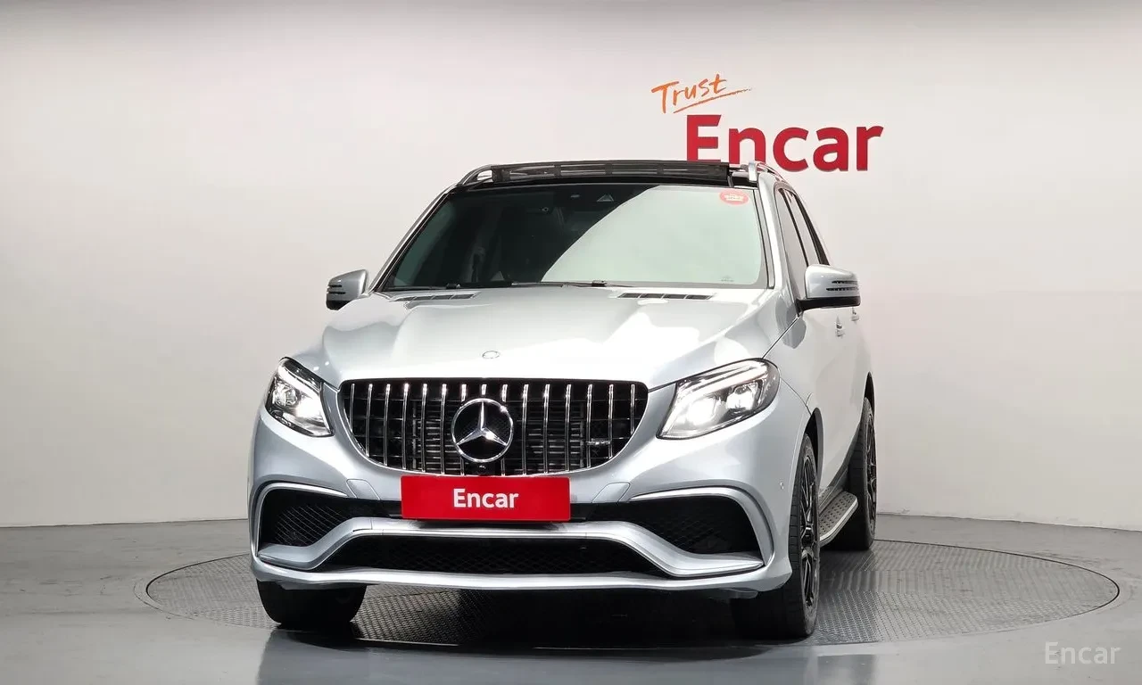 Mercedes-Benz GLE 350 TOP/LOW KM, снимка 4 - Автомобили и джипове - 54749807