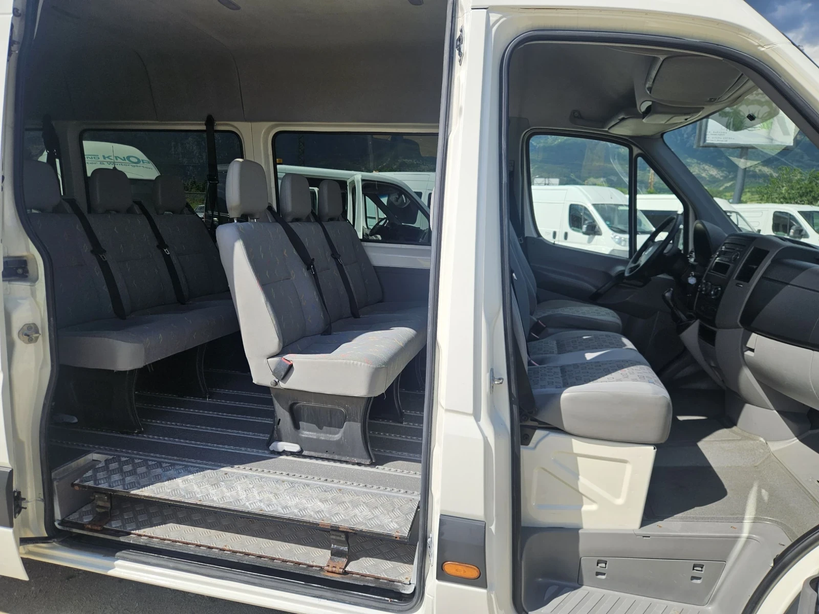 VW Crafter 2.5tdi.maxi.8+ 1 | Mobile.bg   11