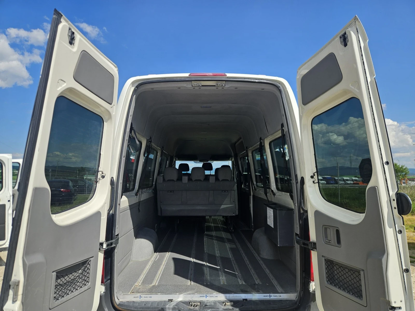 VW Crafter 2.5tdi.maxi.8+ 1 | Mobile.bg   13