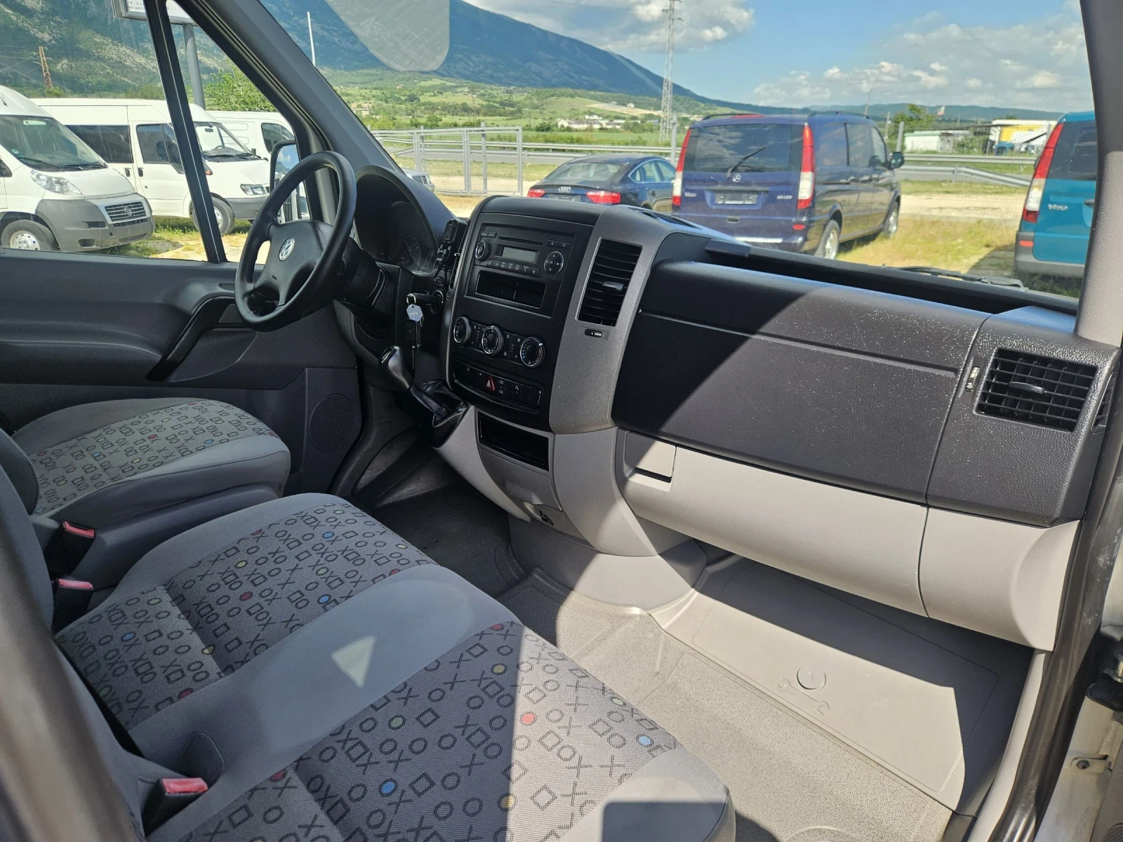VW Crafter 2.5tdi.maxi.8+ 1места - изображение 8