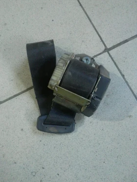 Колан заден ляв Мерцедес Ц220  w203 седан