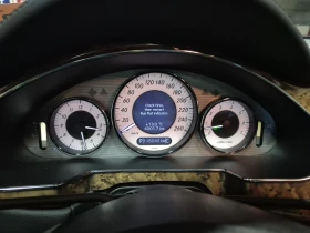 Mercedes-Benz CLS 550 ЗАДНО * * CARFAX * * ЧЕРЕН САЛОН * * , снимка 7
