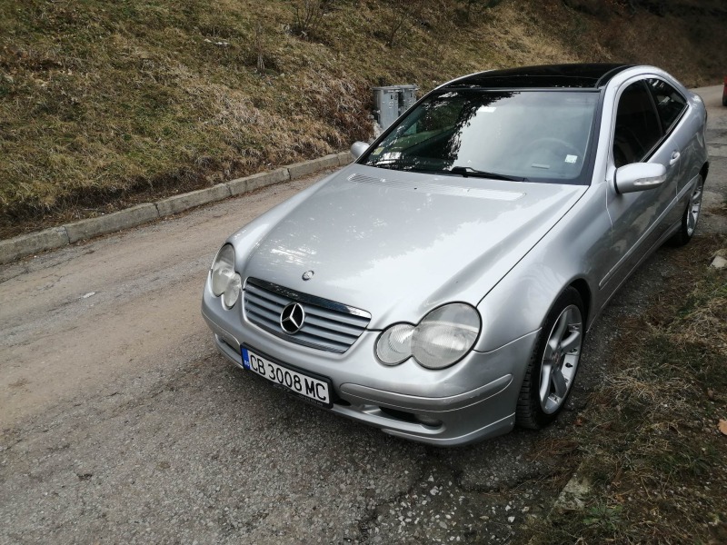 Mercedes-Benz C 220, снимка 5 - Автомобили и джипове - 45928077