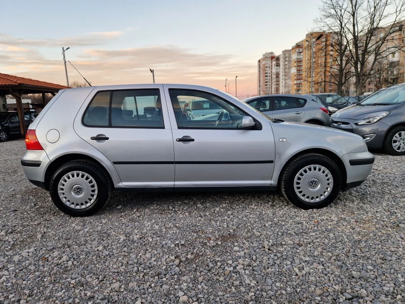 VW Golf 1.4i klima , снимка 7 - Автомобили и джипове - 48386864