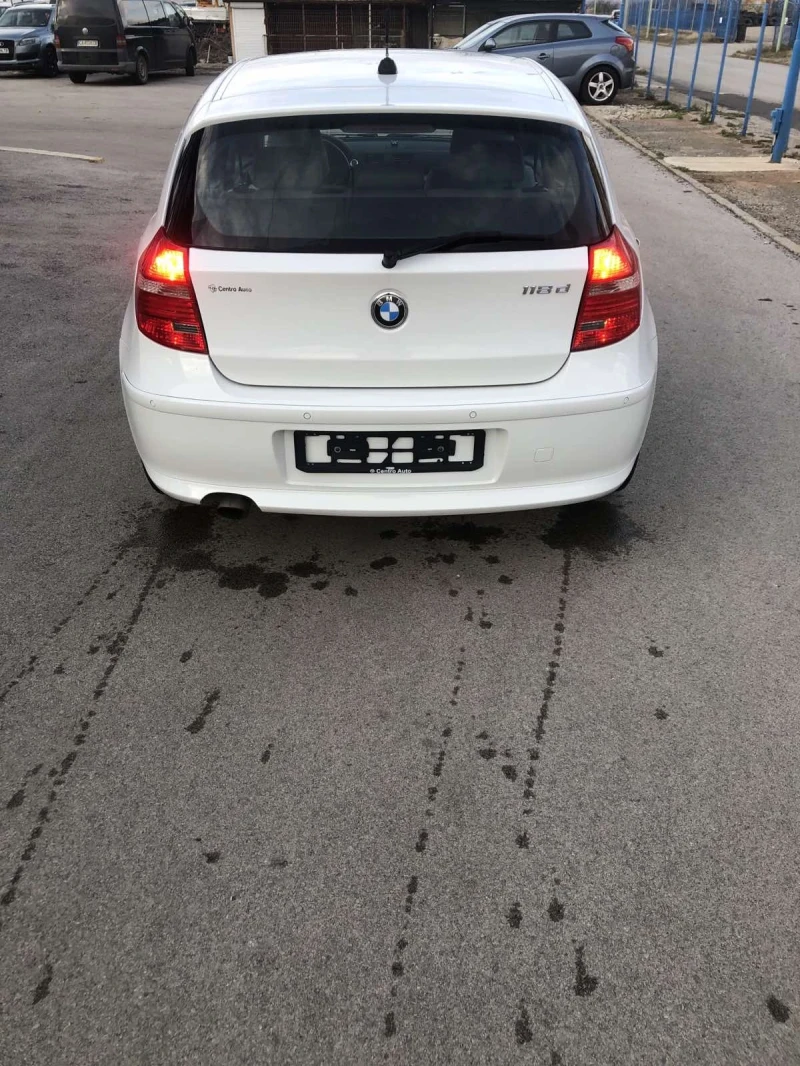 BMW 118, снимка 9 - Автомобили и джипове - 48905605