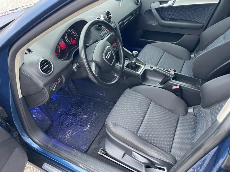 Audi A3 1.6, снимка 5 - Автомобили и джипове - 49156165