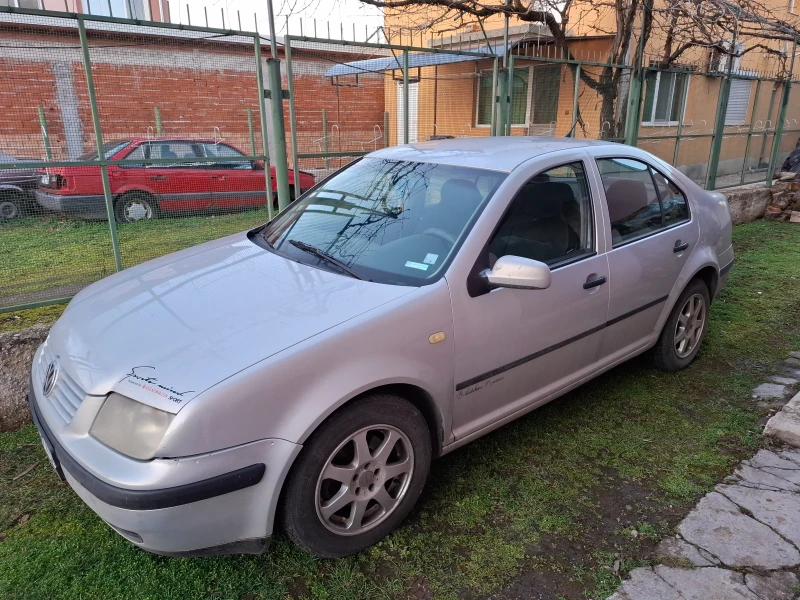 VW Bora, снимка 4 - Автомобили и джипове - 49378595