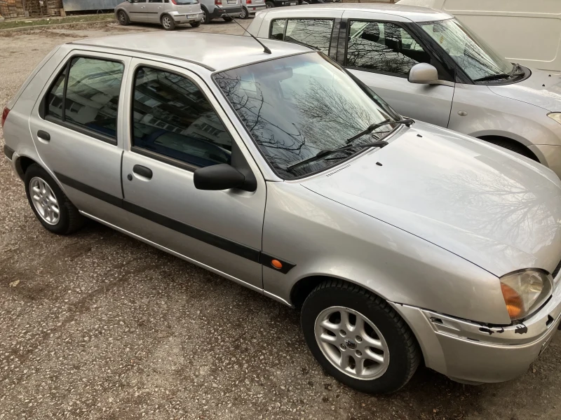 Ford Fiesta, снимка 2 - Автомобили и джипове - 49392252