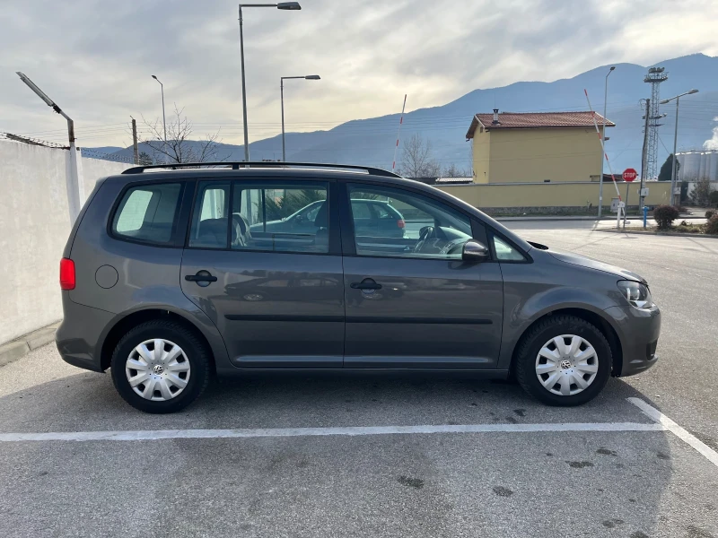VW Touran, снимка 3 - Автомобили и джипове - 52471922
