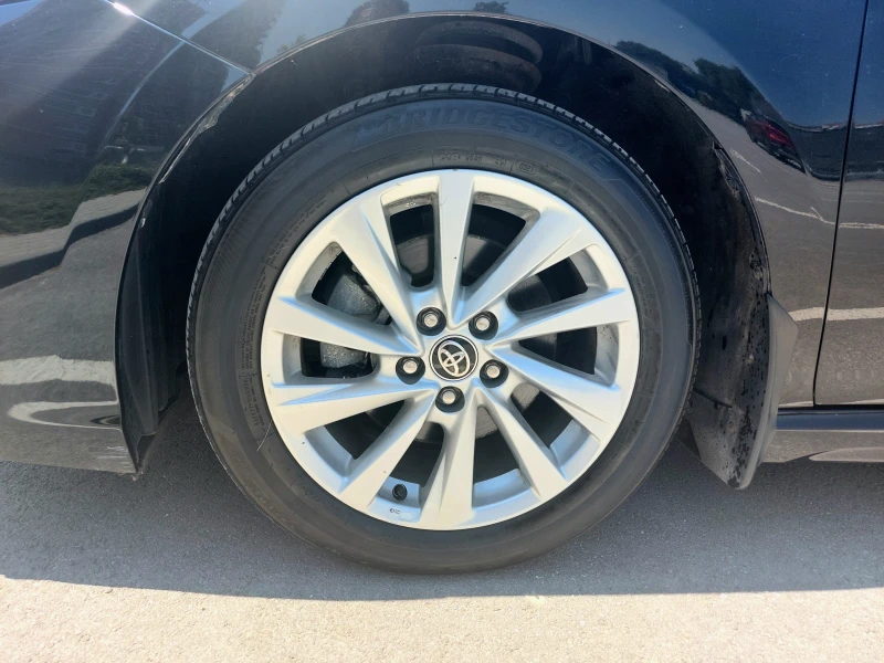 Toyota Camry SE, снимка 13 - Автомобили и джипове - 52146201