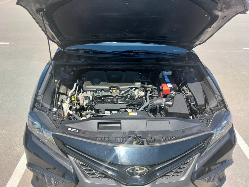 Toyota Camry SE, снимка 12 - Автомобили и джипове - 52146201