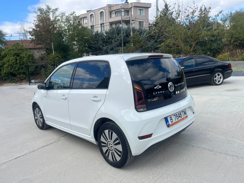 VW Up E-UP, снимка 3 - Автомобили и джипове - 52599910