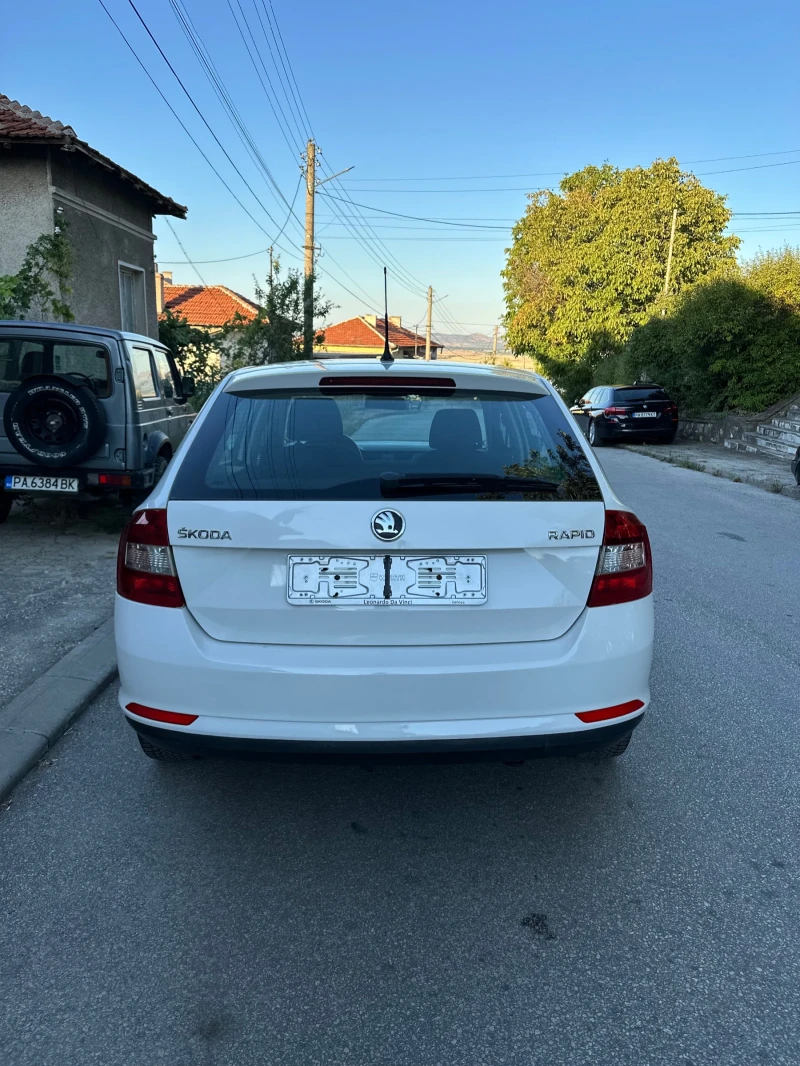 Skoda Rapid 1.2TSI 105k, снимка 7 - Автомобили и джипове - 52116297