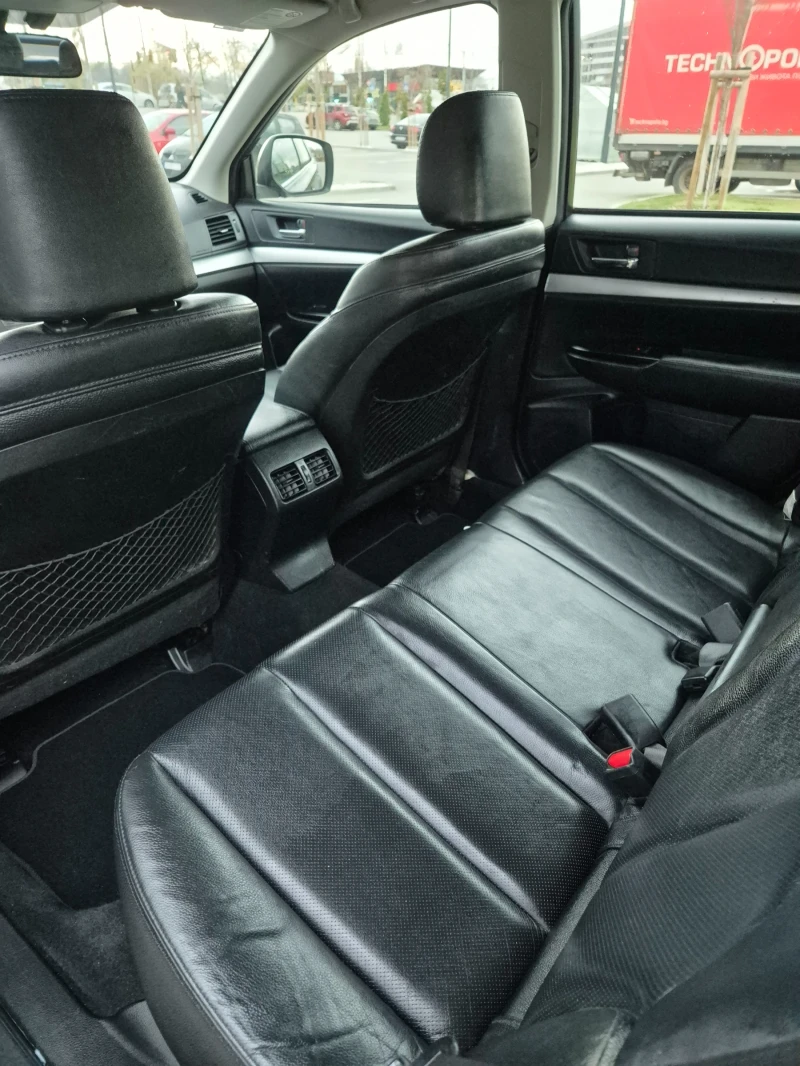 Subaru Outback 2.5 АВТОМАТ* EXECUTIVE* СЕРВИЗНА ИСТОРИЯ , снимка 7 - Автомобили и джипове - 52540890