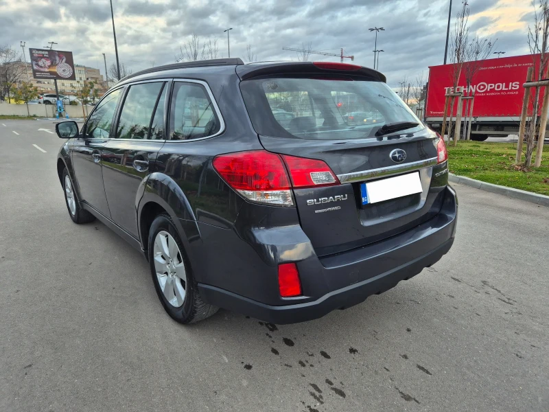 Subaru Outback 2.5 АВТОМАТ* EXECUTIVE* СЕРВИЗНА ИСТОРИЯ , снимка 3 - Автомобили и джипове - 52540890