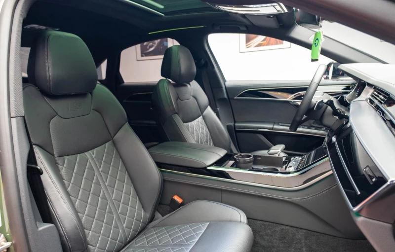 Audi A8 55 TFSI Quattro , снимка 7 - Автомобили и джипове - 52636289