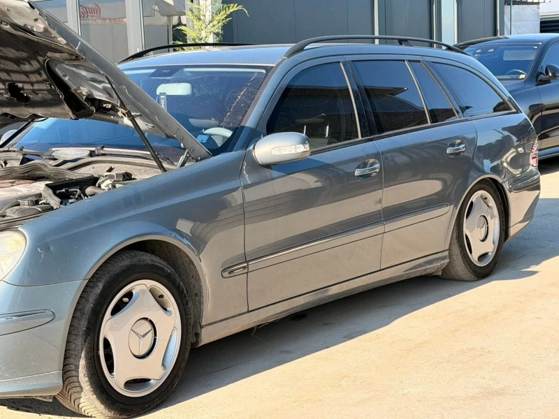 Mercedes-Benz E 220 646, снимка 6 - Автомобили и джипове - 52804697