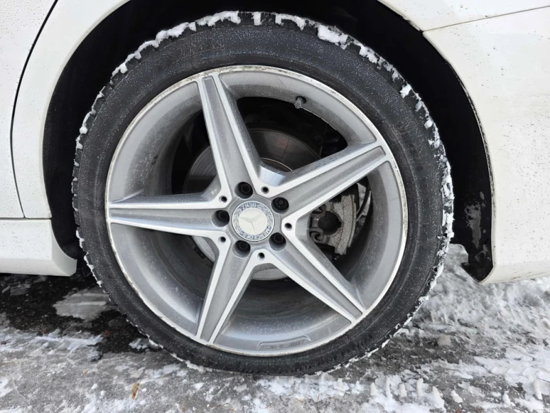 Mercedes-Benz C 300 * CARFAX * ЦЕНА ДО БГ, снимка 7 - Автомобили и джипове - 53241292
